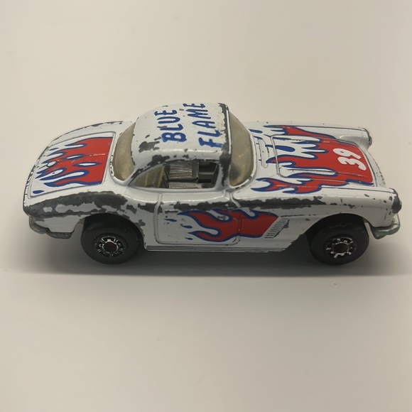 Vintage MatchBox Dinky Cars Blue Flame Corvette,#34 Vantastic - Picture 8 of 9